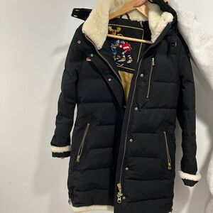 Moose Knuckles Gold Series Parka